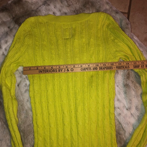 NWT! American eagle sweater - Picture 8 of 11